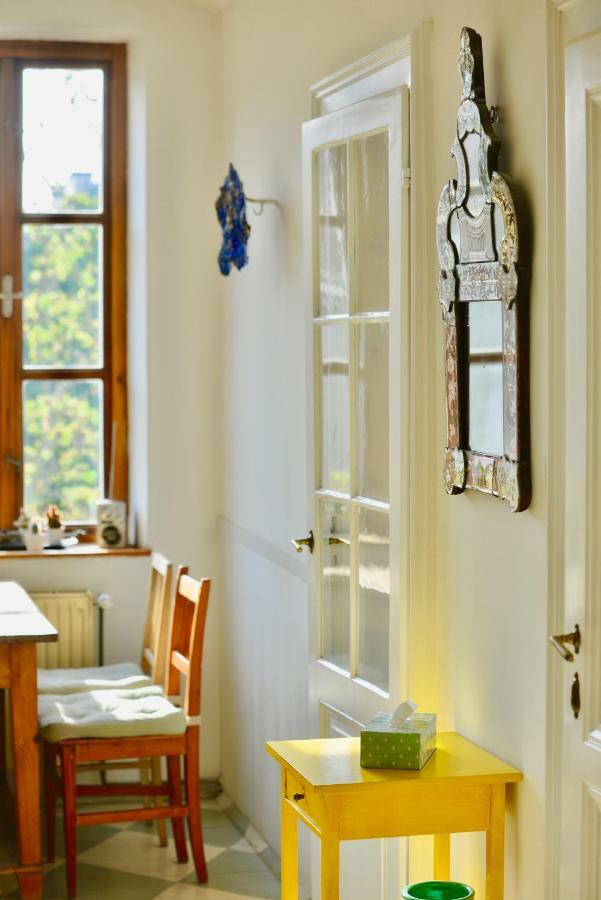 Vienna'S Most Charming Home Экстерьер фото